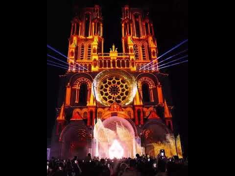 Projection mapping by artist Jeremie Bellot